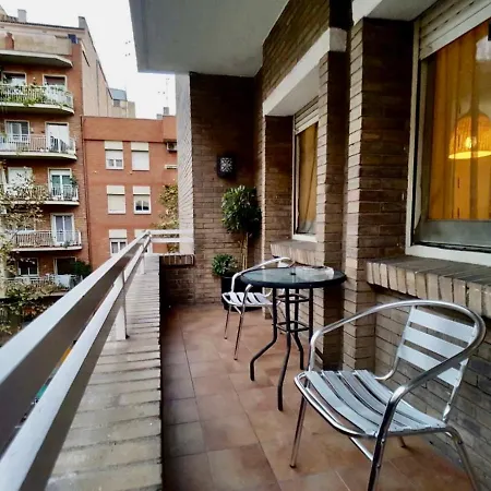 Apartamento Ideal Apartman *
